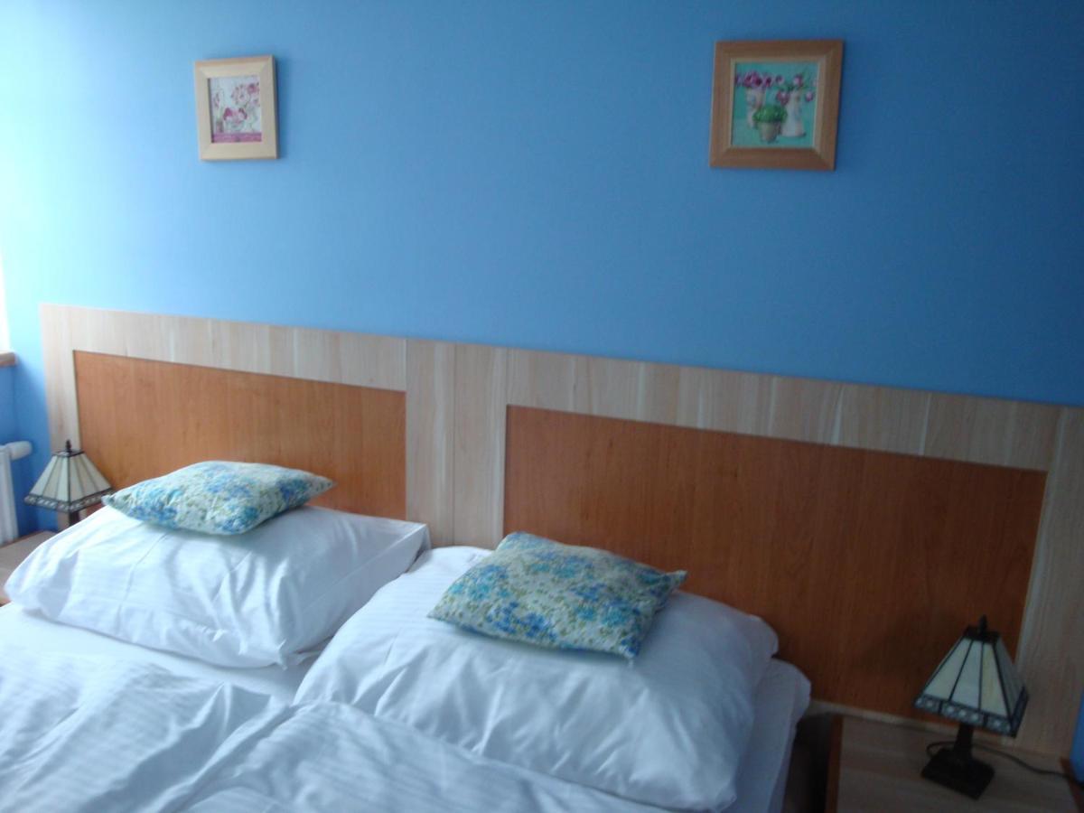 Lazne Evzenie Hotel Klasterec nad Ohri Phòng bức ảnh